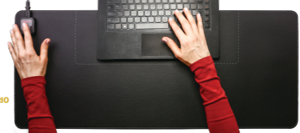 Heetz™ Large Heated Desk Pad